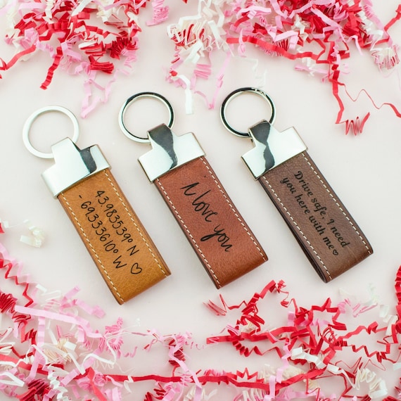 TB Personalize Tag Bar Keychain Hand writing Keychain Family Signature Key Holder Custom Engrave Gift for Husband Father Day Gift for Him