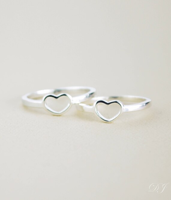 Open heart mothers ring deals