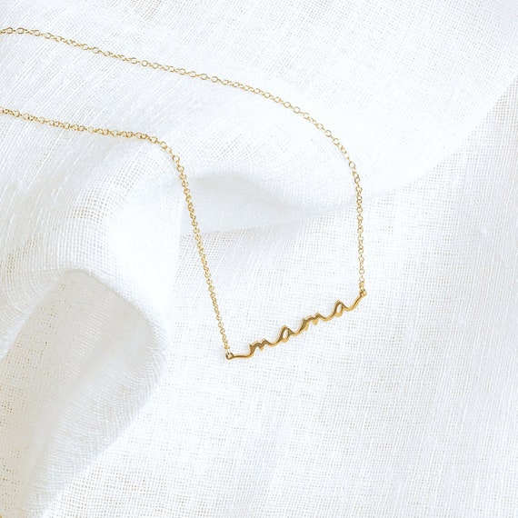 mom nameplate necklace