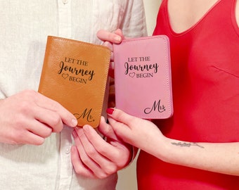 Personalized Genuine Leather Passport Cover • Mothers Day Gift for Couple・Engraved Passport Holder • Graduation Gift Travel Wallet Sleeve