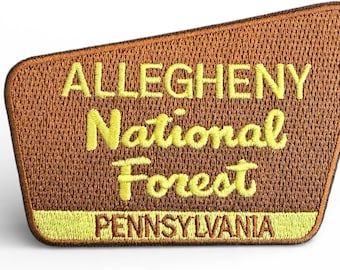 Broderad lapp i Allegheny National Forest (8,3 x 6,3 cm) – Stryk-på/Sy-på Pennsylvania-märke