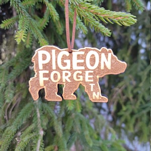 Wood Pigeon Forge Tennessee Christmas Ornament Bear Great Smoky Mountains National Park 3.8&quot; TN