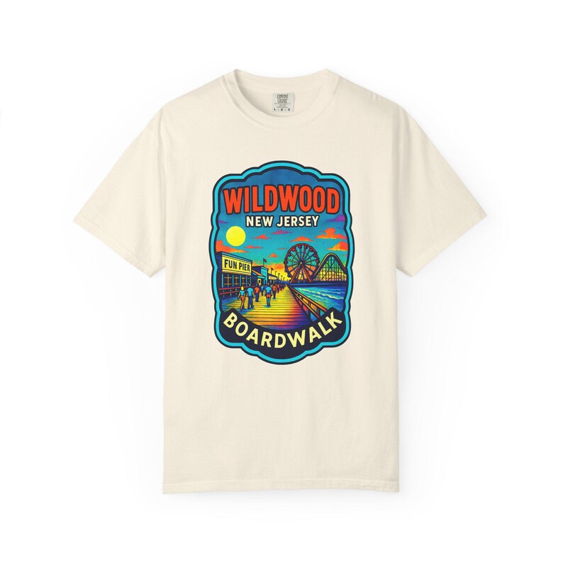 Wildwood Boardwalk T-Shirt: Retro Sommer Strand Vibes Bild 3