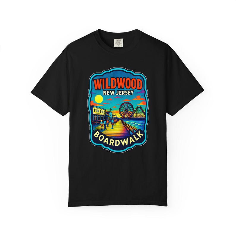 Wildwood Boardwalk T-Shirt: Retro Sommer Strand Vibes Bild 1