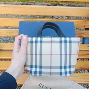 y2k 00s バーバリーロンドン 刺繍　チェック　ミニワンピース　プリーツ 90s-00s BURBERRY LONDON バーバリーチェックミニワンピース