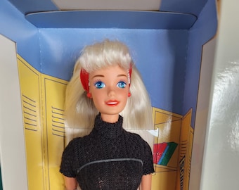 Barbie school spirit top