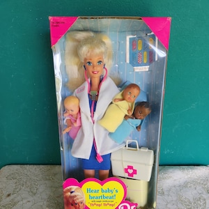 Doctor barbie shop with babies