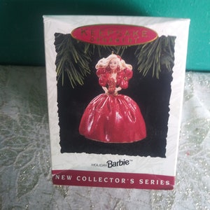 Hallmark Keepsake Ornament,1993 Christmas Barbie, Christmas Ornament