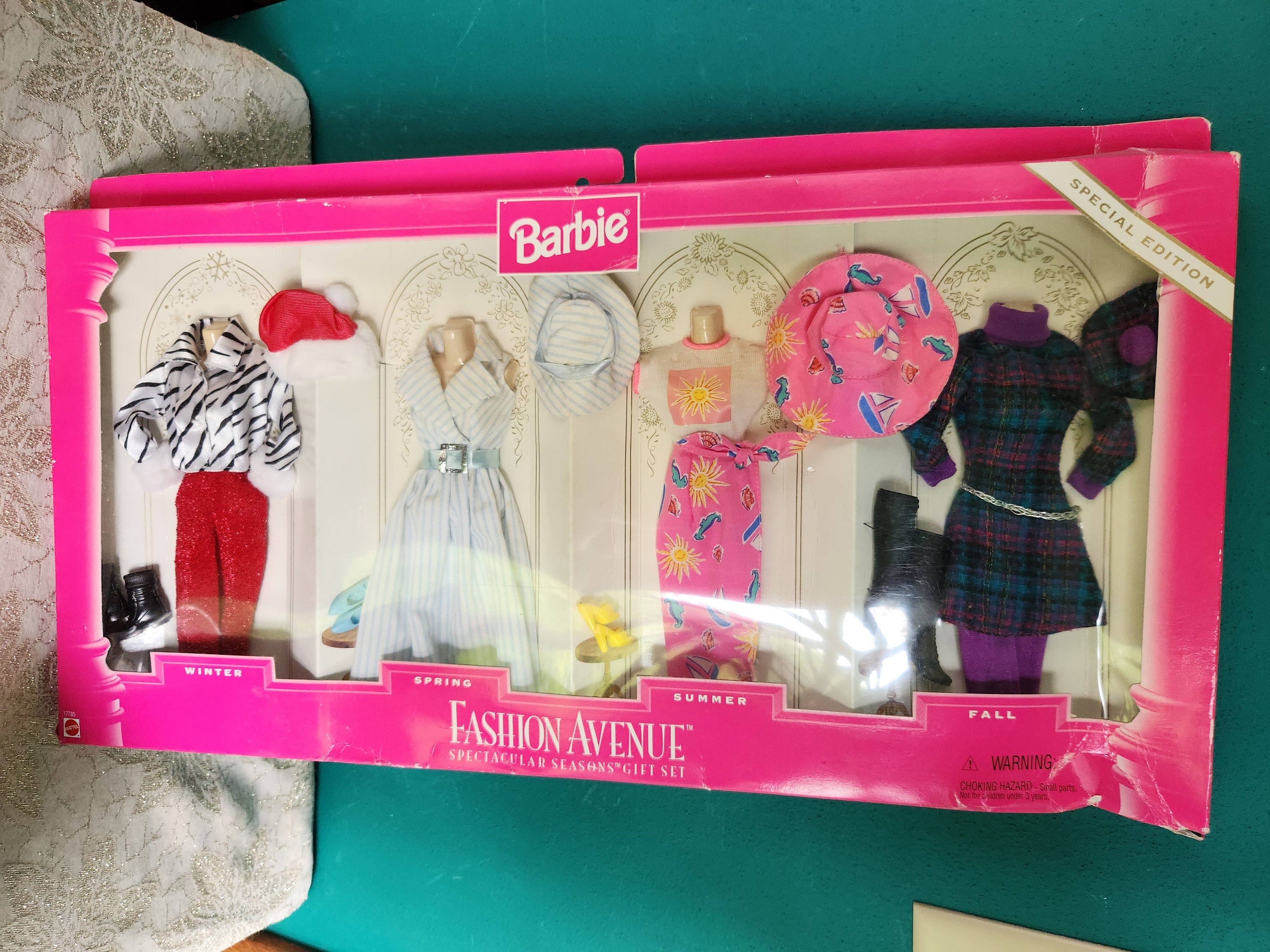 Barbie Fashion Doll Closet, Skipper Doll and Clothes Lot American Plastic  Toys 