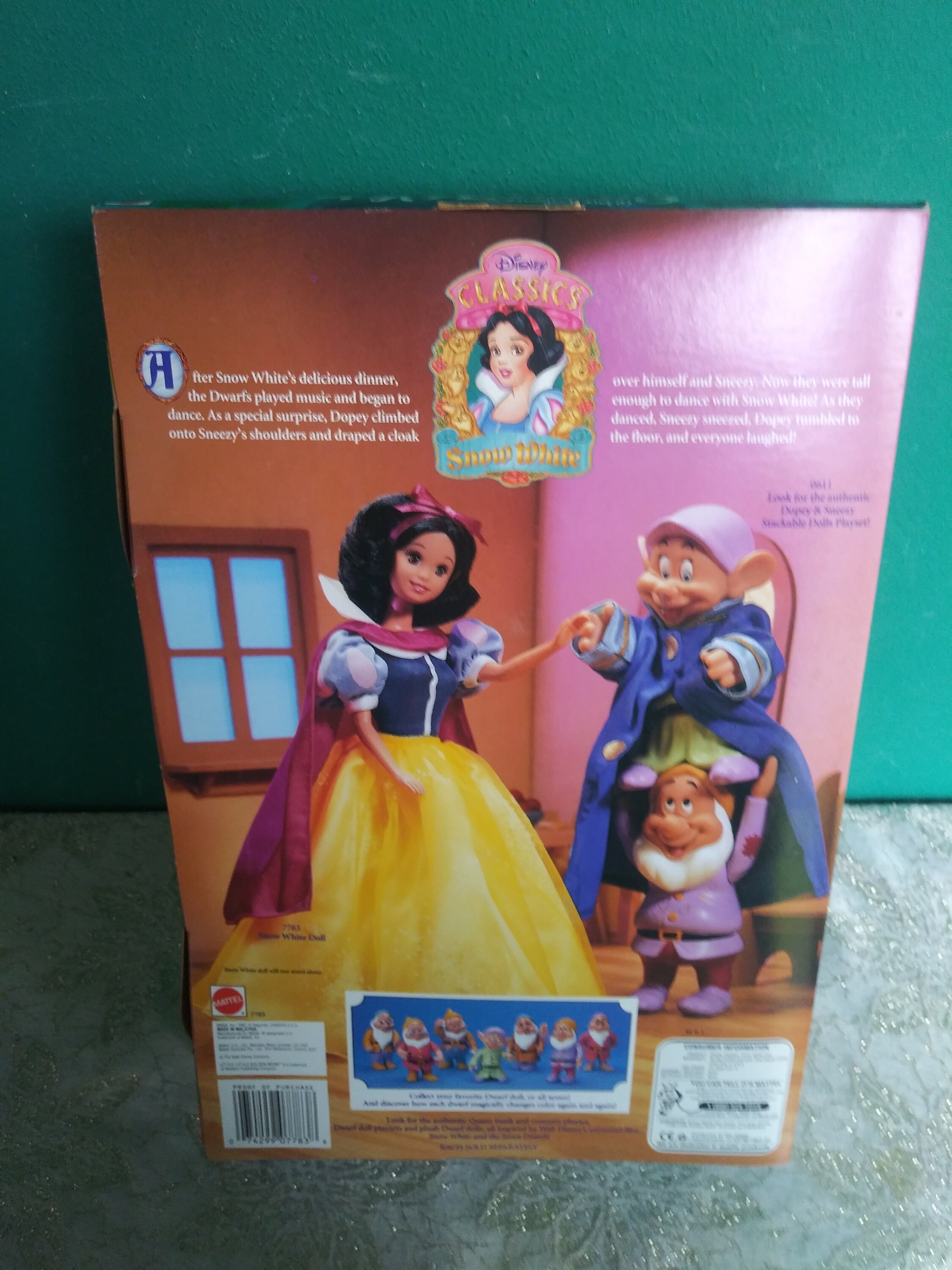 Poupée Blanche Neige Disney Story, Blanche Neige et les Sept Nains