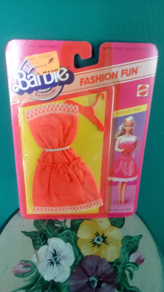 paquetes de ropa de barbie