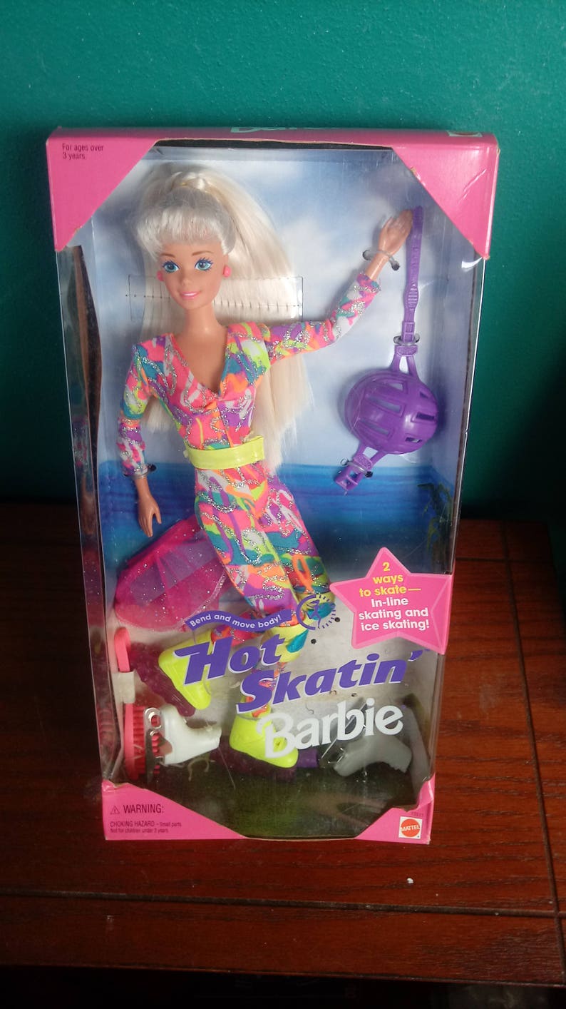 hot skatin barbie