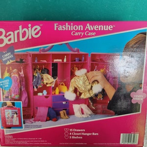 Mattel 1999 Fashion Avenue Carry Case Vintage Wardrobe Doll Case