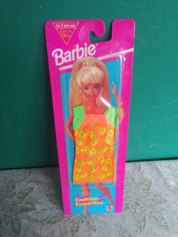 Vêtements de poupées Barbie Mattel, Vêtements de poupée Barbie