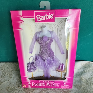 Mattel Vintage Fashion Avenue Vintage Barbie Clothes