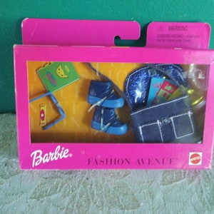 Mattel Vintage Fashion Avenue Accessories