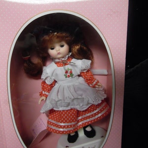 Effanbee  Lil&#39; Innocents Mary Sue doll vintage