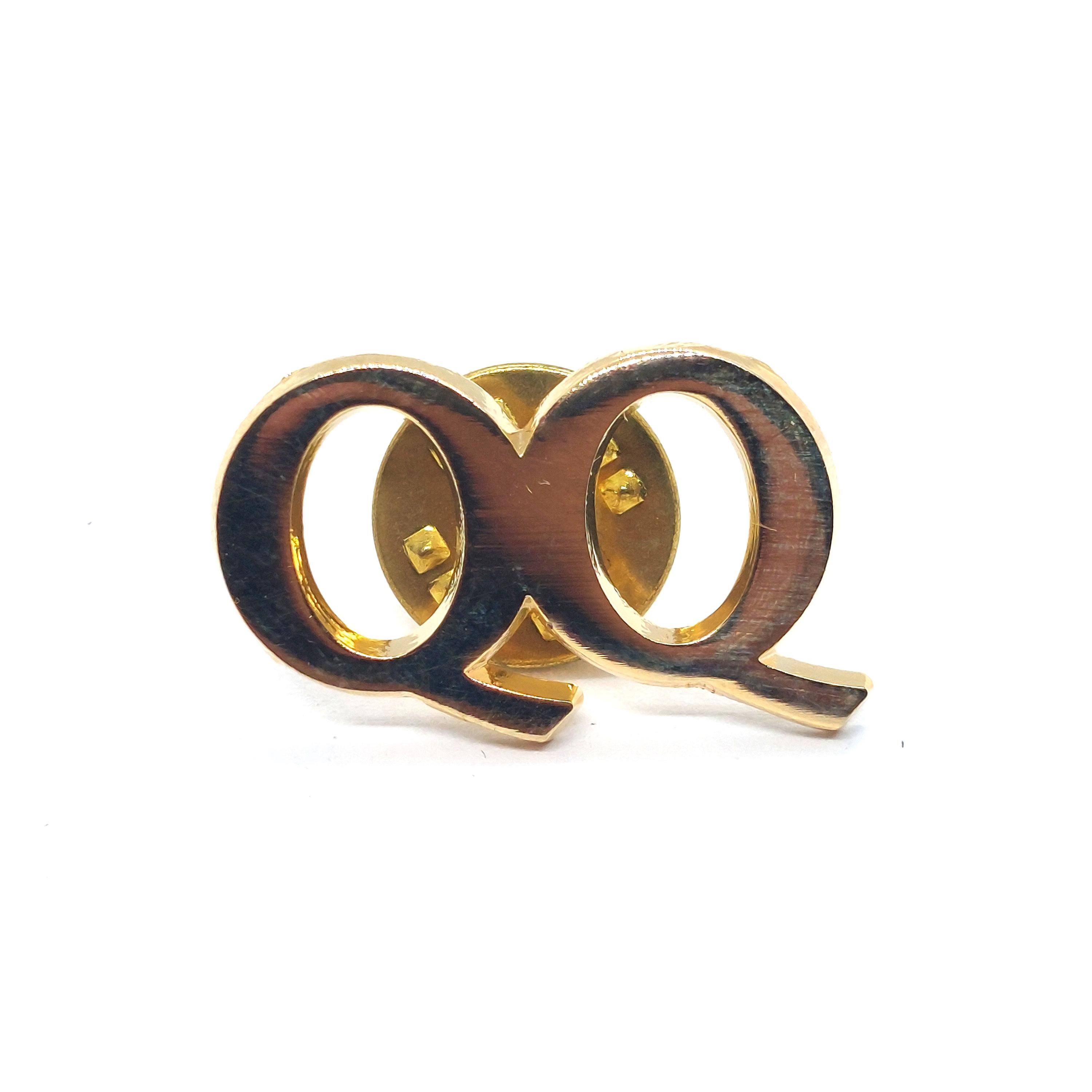 Gold Double QQ Letter Initial Monogram Lapel Pin Polished Metal