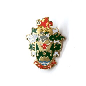 Die Körperschaft der Gemeinde von Ux Bridge Wappen Pin Revers Kanada