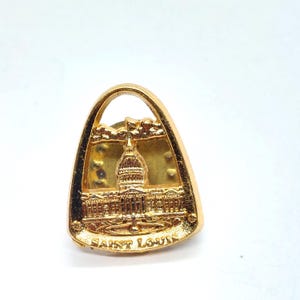 Saint Louis Arch Pin Souvenir Lapel Gold Tone Collectible