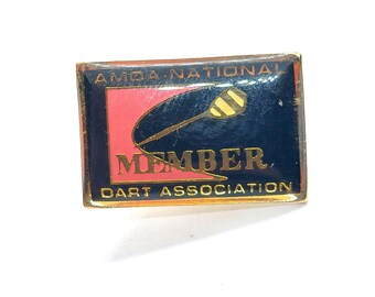 AMOA National Member Dart Association Pin Lapel Enamel Collectible Vintage