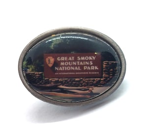 Great Smoky Mountains National Park Pin Lapel Enamel Collectible Vintage