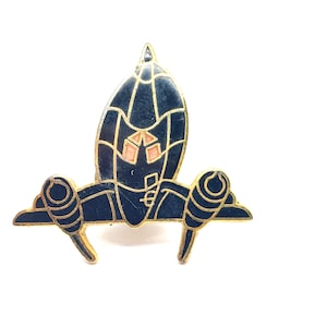 Black Airplane Jet Pin Vintage Military Aviation Aircraft Pilot Travel Flying