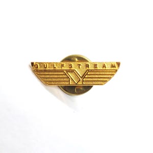 Gulfstream Pin Aviation Aircraft Company Logo Pilot Flight Attendant Crew VTG