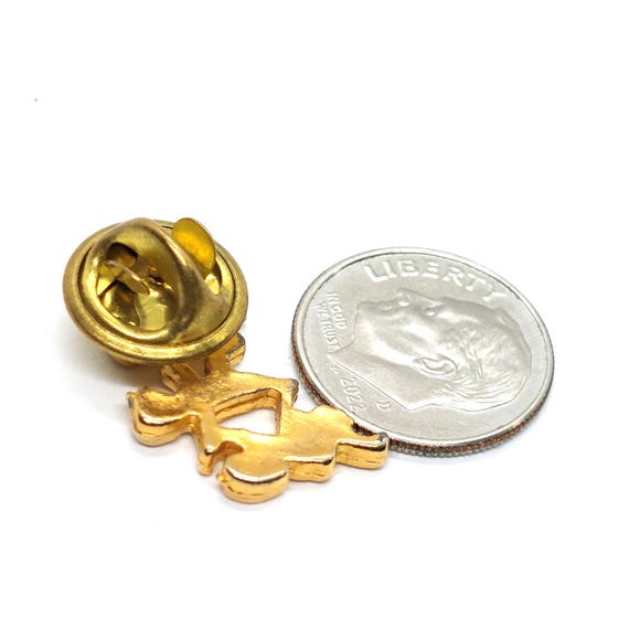 Children Holding Hands Friendship Pin Collectible Youth Group Community Gift VTG View 3