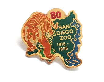 San Digeo Zoo 80th Anniversary Pin, Scarlet Macaw, From 1986