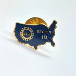 UAW United Auto Workers Region 1D Pin USA Map Anstecknadel Emaille Sammlerstück
