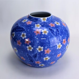 Fukagawa Vase Sakura and Butterfly Motif Arita Porcelain Free Shipping