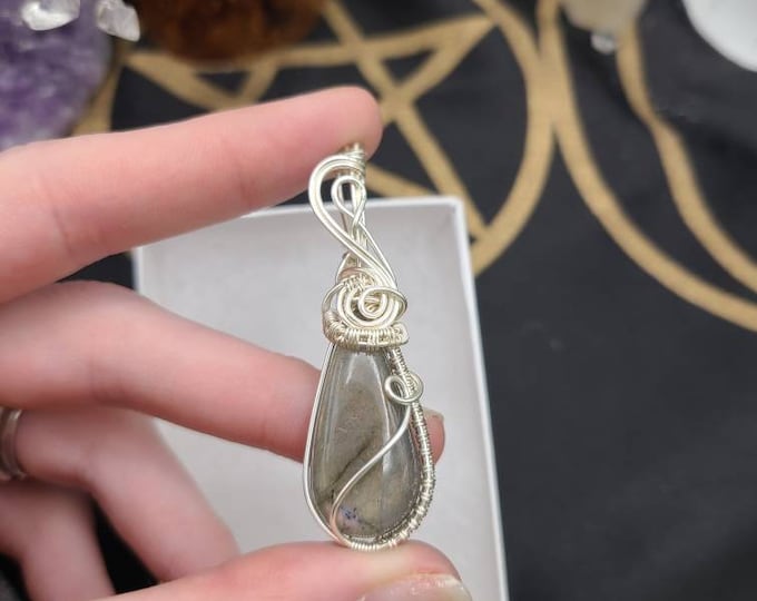 Labradorite Pendant LABP15-R5