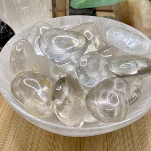 Quartz hearts tumbled stone SME24