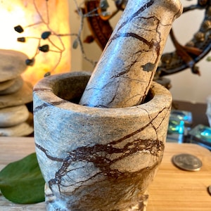 Bidasar Marble Mortar and pestle herb grinder crystal sculpture geode