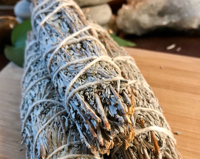 One Stargate - Mountain sage, white sage, rosemary and sweet grass Smudging stick smudge sacred salvia