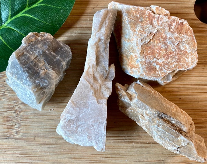 Natural Moonstone natural raw Stone with Gift Bag and Note SME24