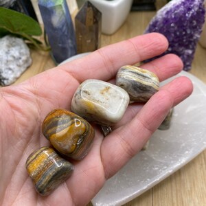 Tumbled Striped Onyx Stone with Gift Bag image 2