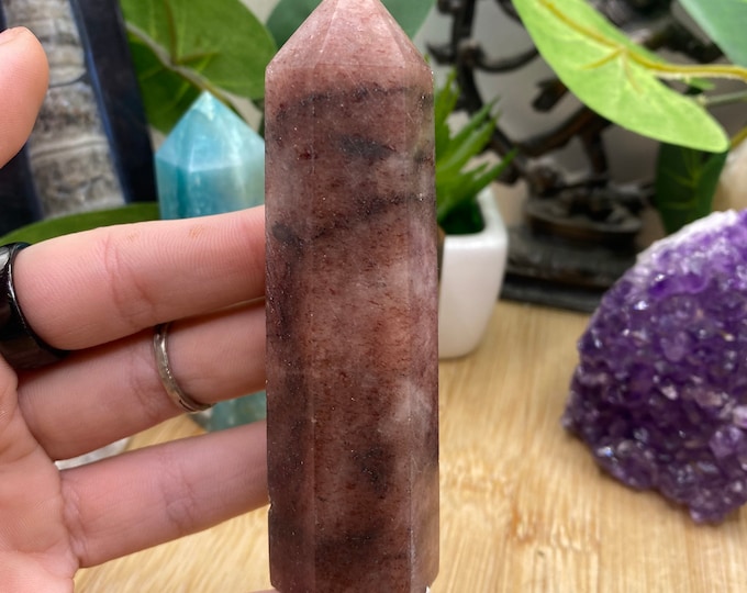 Strawberry Quartz point tower obelisk MSQT12 Flat 16