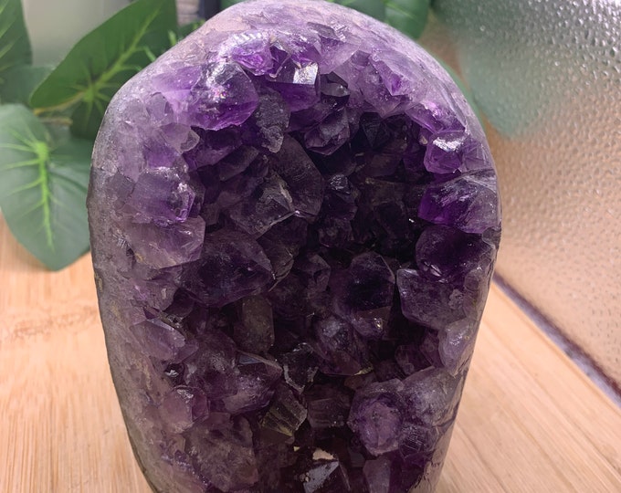 Beautiful Polished Amethyst crystal cluster A23AM01