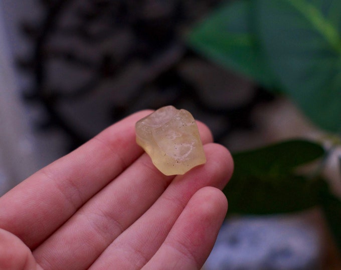 Libyan Desert glass crystal MLIBDG3 Flat 2