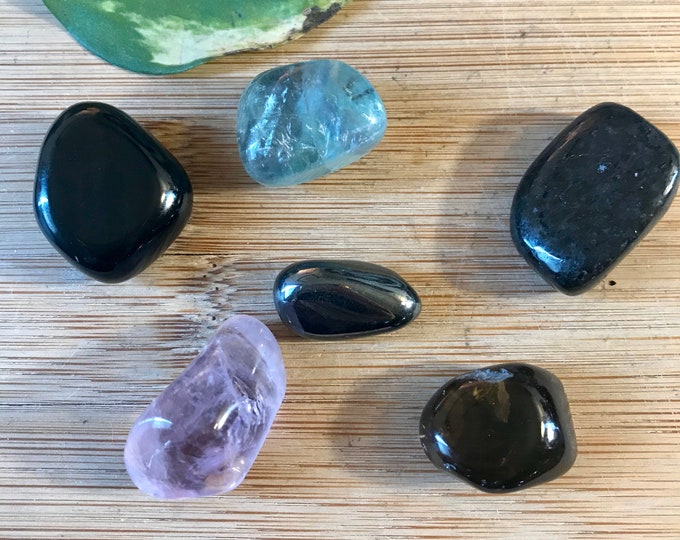 Empath Protection and grounding pocket crystal stone set tumbled SME24