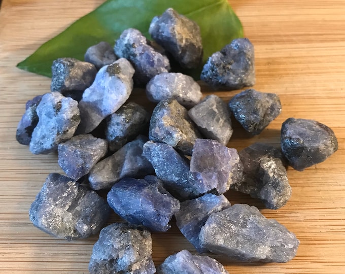 Natural Tanzanite Crystals gem Gift Bag SME24