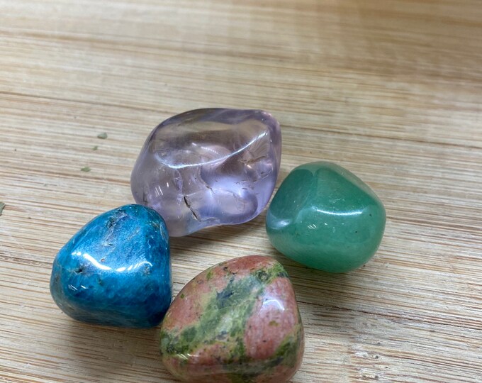 Good health crystal stone set tumbled