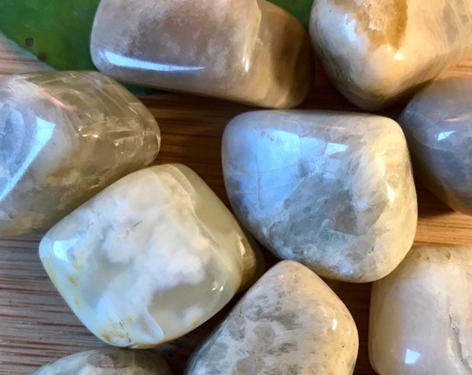 Tumbled Moonstone Stone with Gift Bag and Note SME24