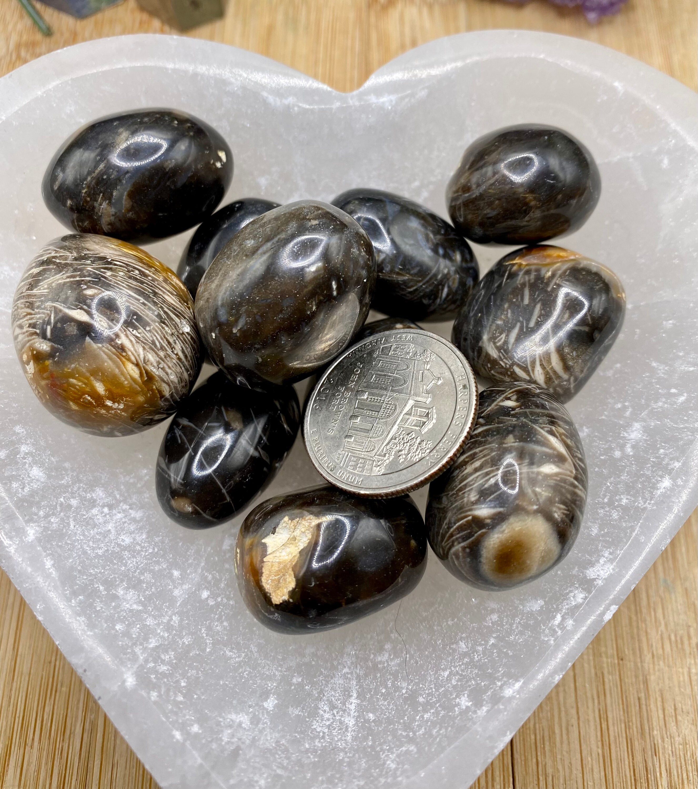 Tumbled Feather Leaf Agate Stones Set with Gift Bag