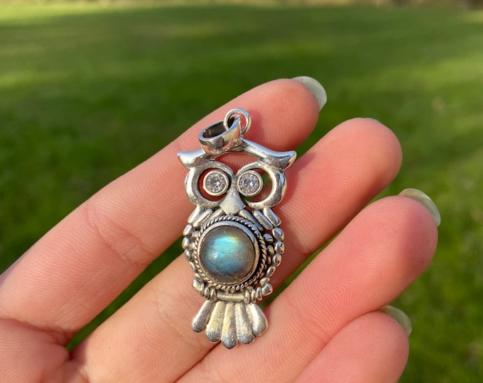 Sterling Silver Labradorite Owl pendant