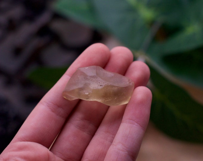 Libyan Desert glass crystal MLIBDG1 Flat 2