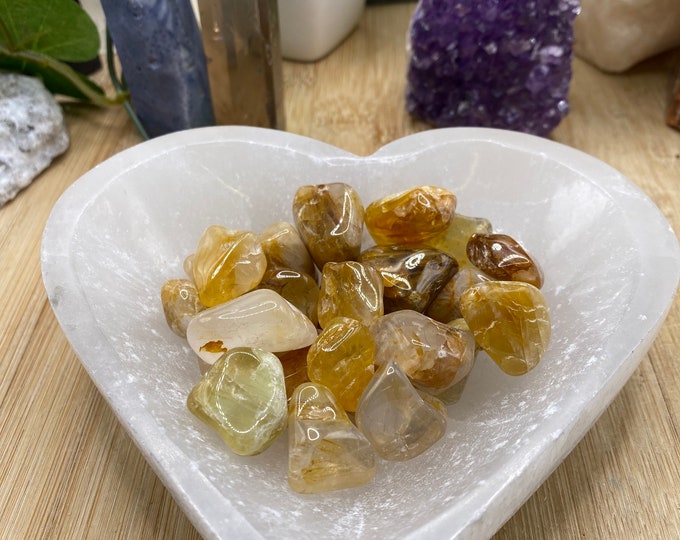 Tumbled Golden Healer Quartz stones with gift bag