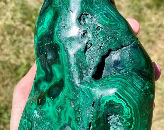 Polished malachite specimen geode crystal MAL1